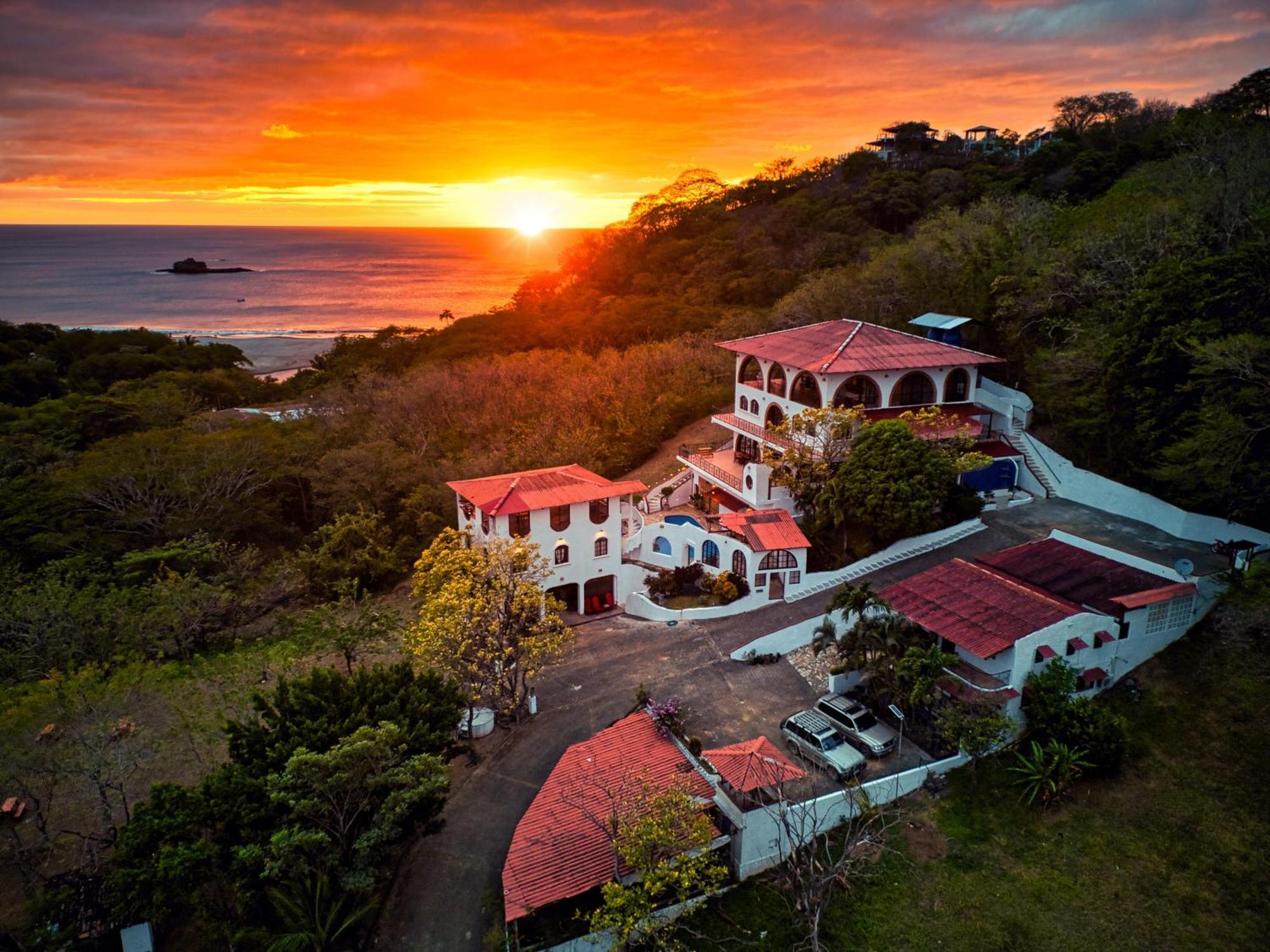 Beachside Stay At Villa Viyarte Сан-Хуан-дель-Сур Экстерьер фото